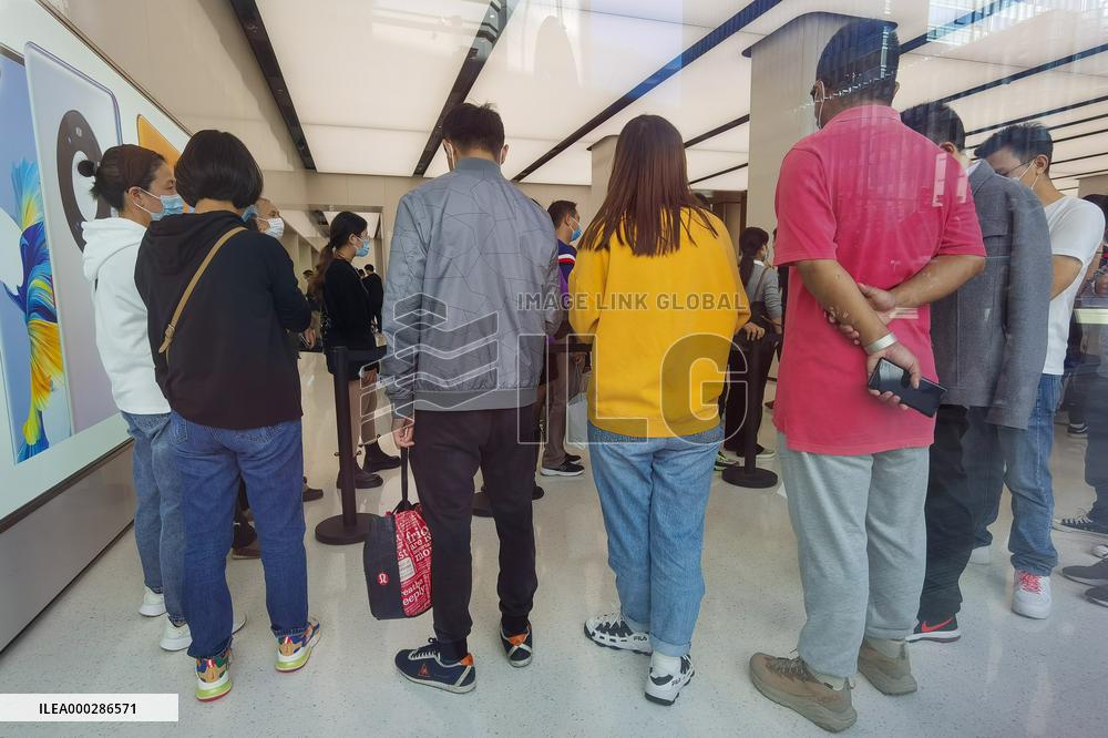 Huawei MATe40 Porsche Version