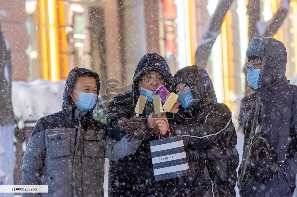Heavy Snow Hits Harbin