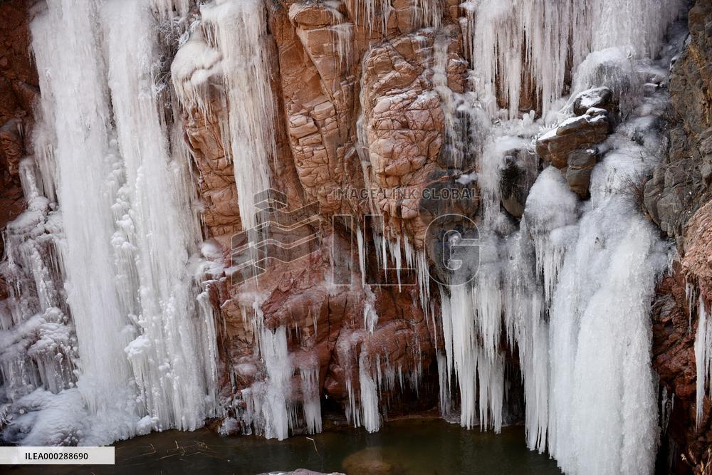 Frozen Waterfalls