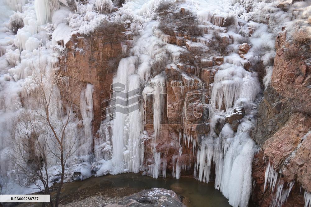 Frozen Waterfalls