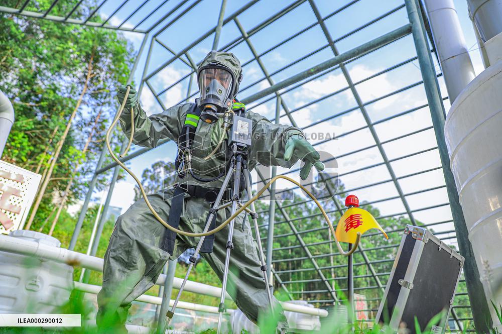 Armed Police Officers And Soldiers Conducted Emergency Drill
