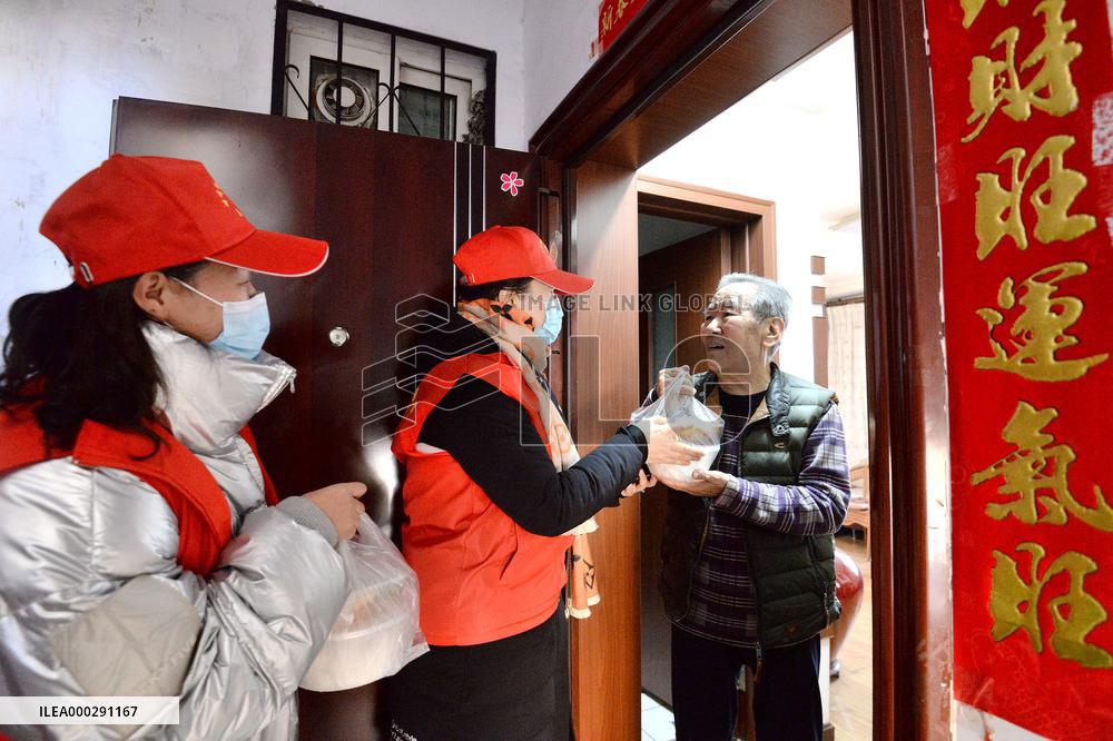 The Elderly Life in China