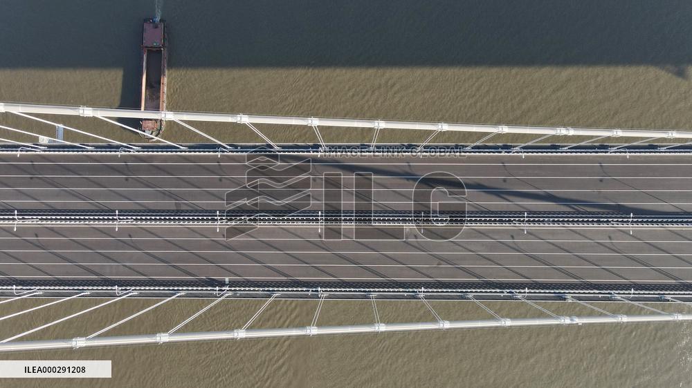Wufengshan Yangtze River Bridge