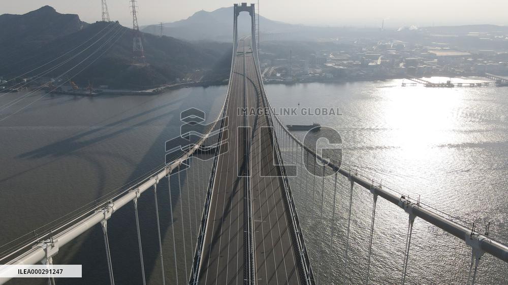 Wufengshan Yangtze River Bridge