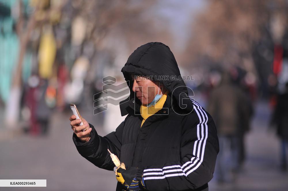 Eat Popsicles in Severe Cold