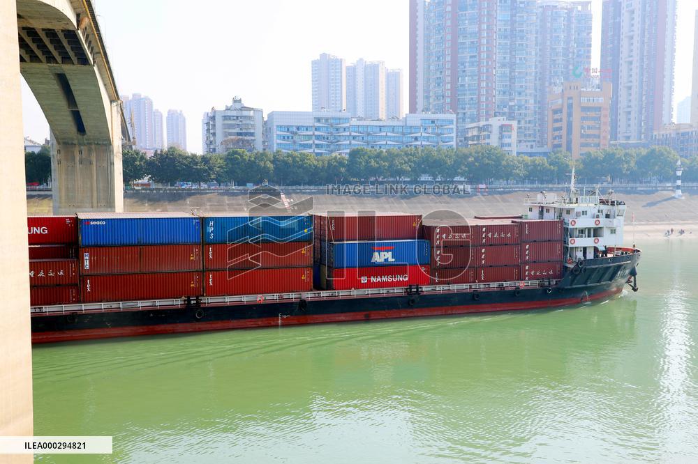 The Yangtze River Transportation