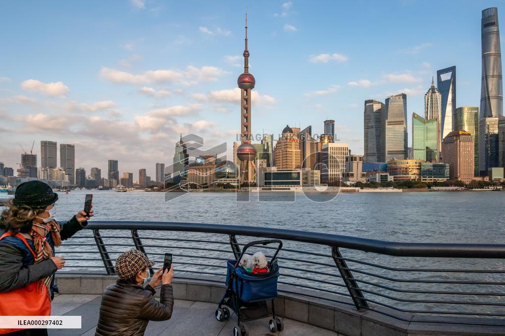 Daily Life In Shanghai