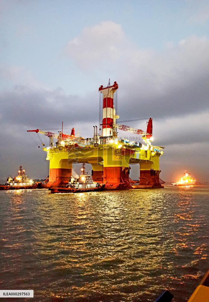 CMHI-182 Mid Deep Water Semi Submersible Drilling Platform
