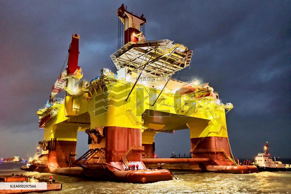 CMHI-182 Mid Deep Water Semi Submersible Drilling Platform