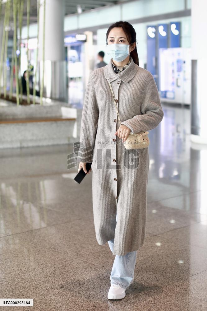 Actress Yang Tongshu