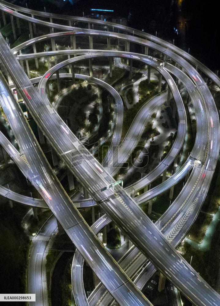 Qianchun Overpass