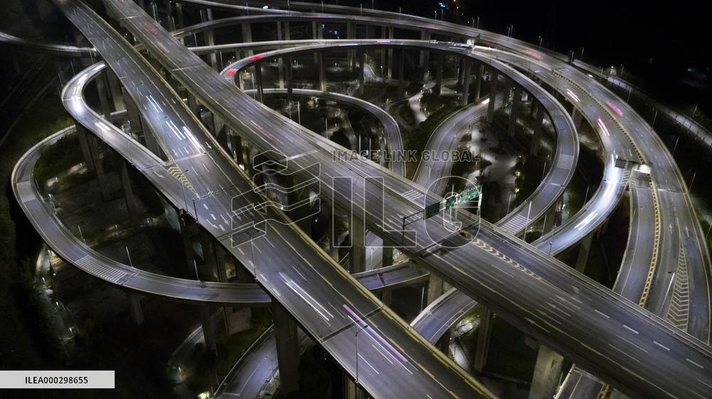 Qianchun Overpass