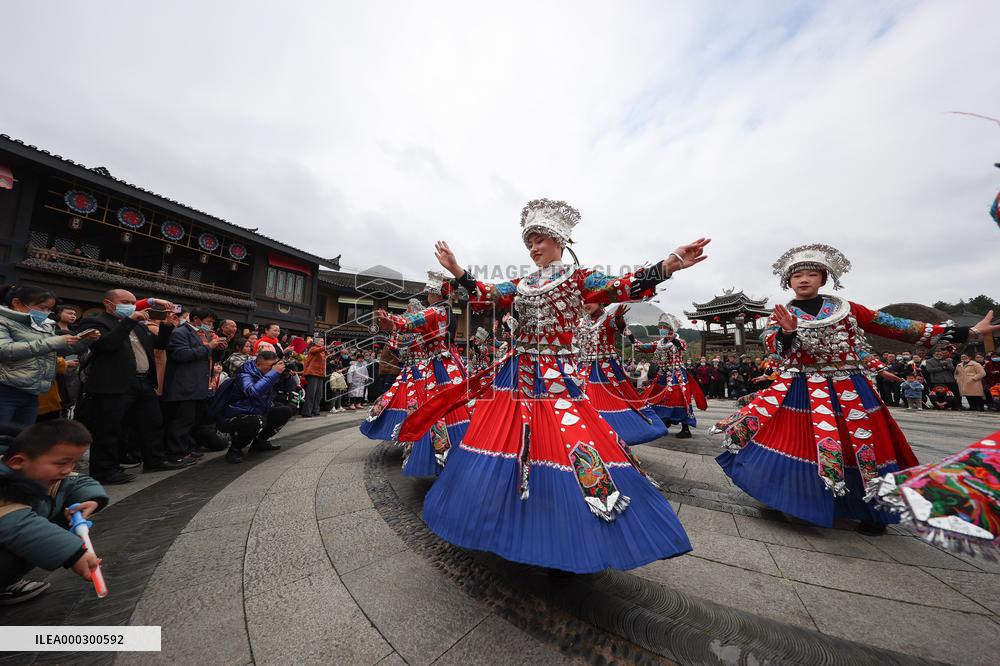 Miao Performance