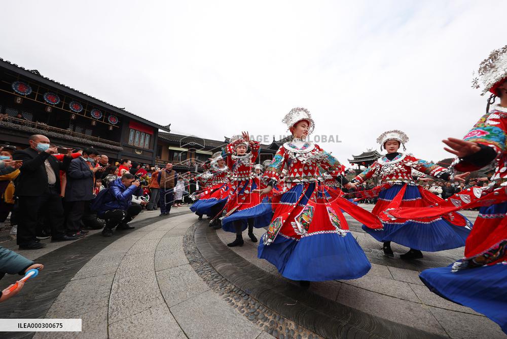 Miao Performance