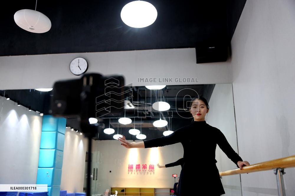 Dance Art Training Live Webcast