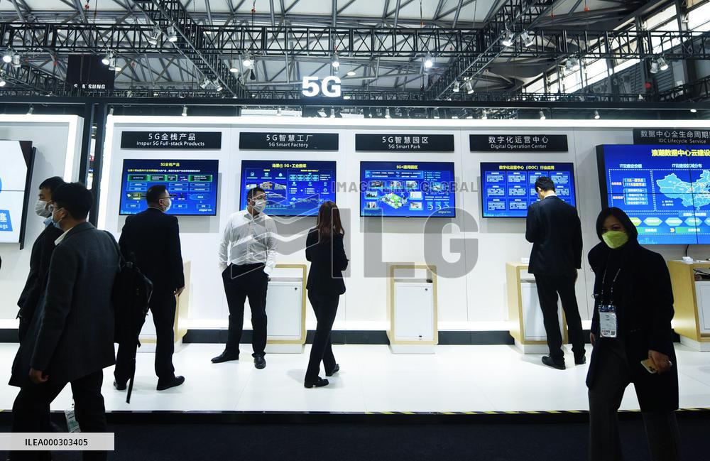 5G Base Stations Popularize