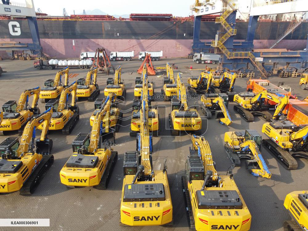 China Trucks Exports To Guinea