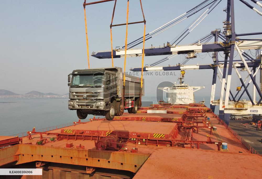 China Trucks Exports To Guinea