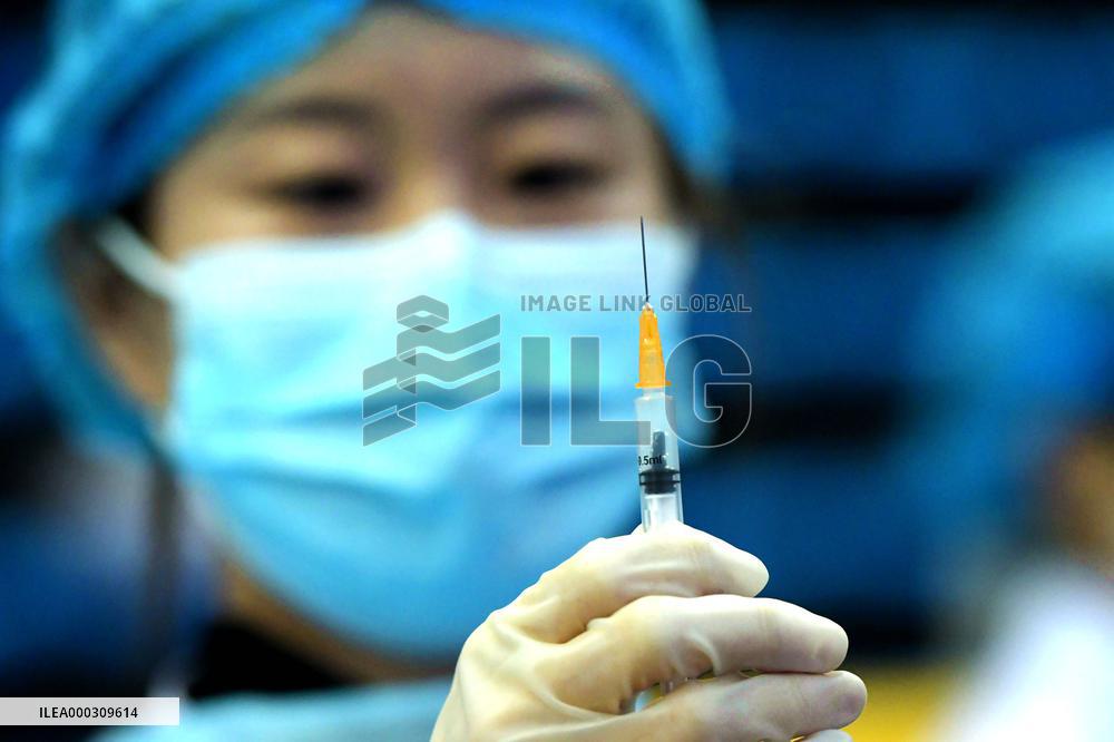 College Students Vaccination