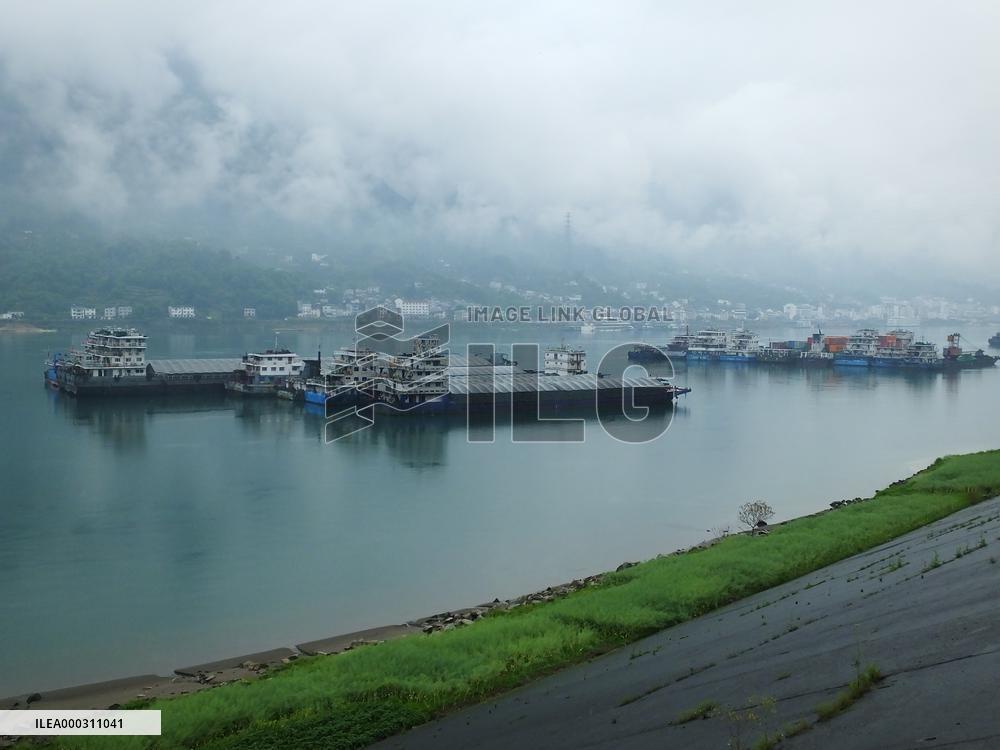 Three Gorges Dam Ships
