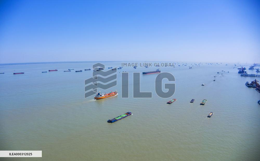 Yangtze River Waterway Transportation