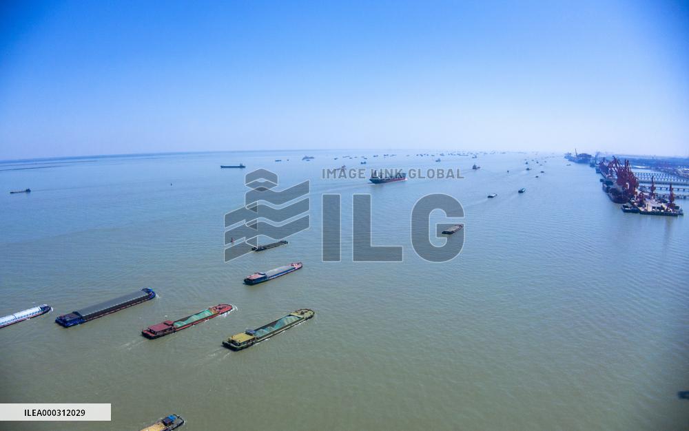 Yangtze River Waterway Transportation