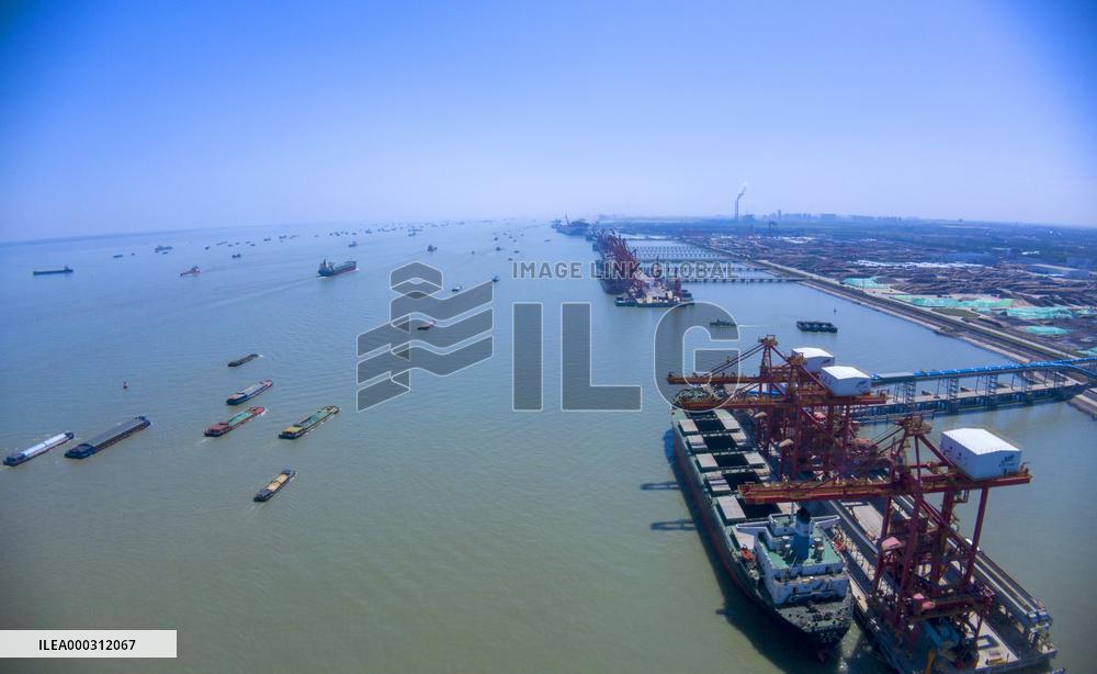 Yangtze River Waterway Transportation