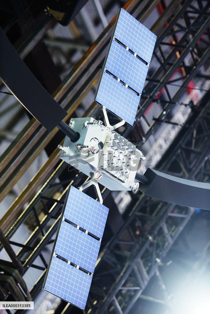A Low-orbit Internet Satellite Model Displayed At The Shanghai A