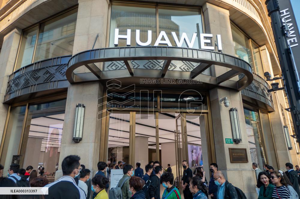 Huawei Smart SF5 Car