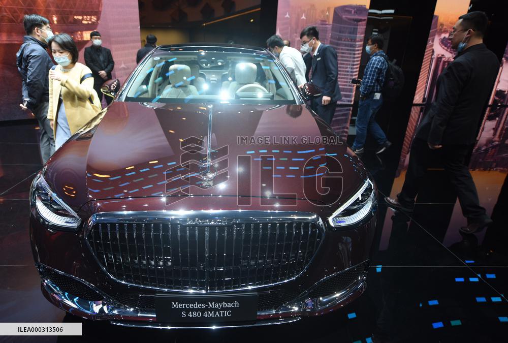 Maybach S480 luxury sedan at the Shanghai Auto Show