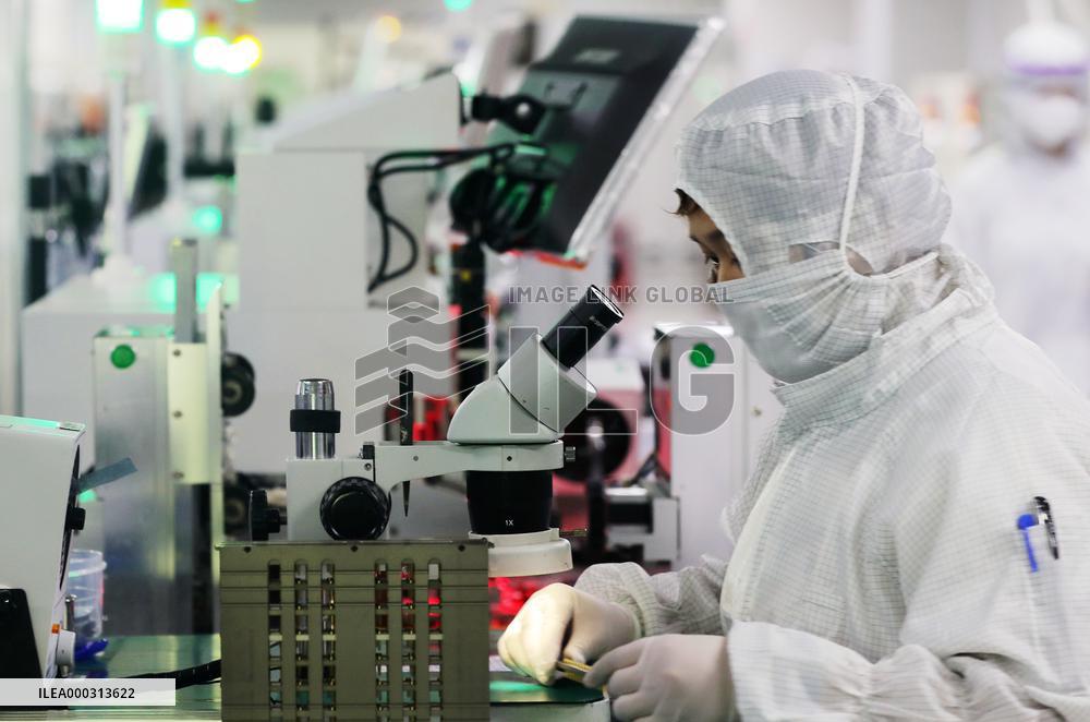 China High Tech Industry Optical Communication Transmission