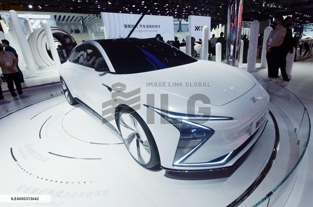 Zhiji L7 Car At The Shanghai Auto Show