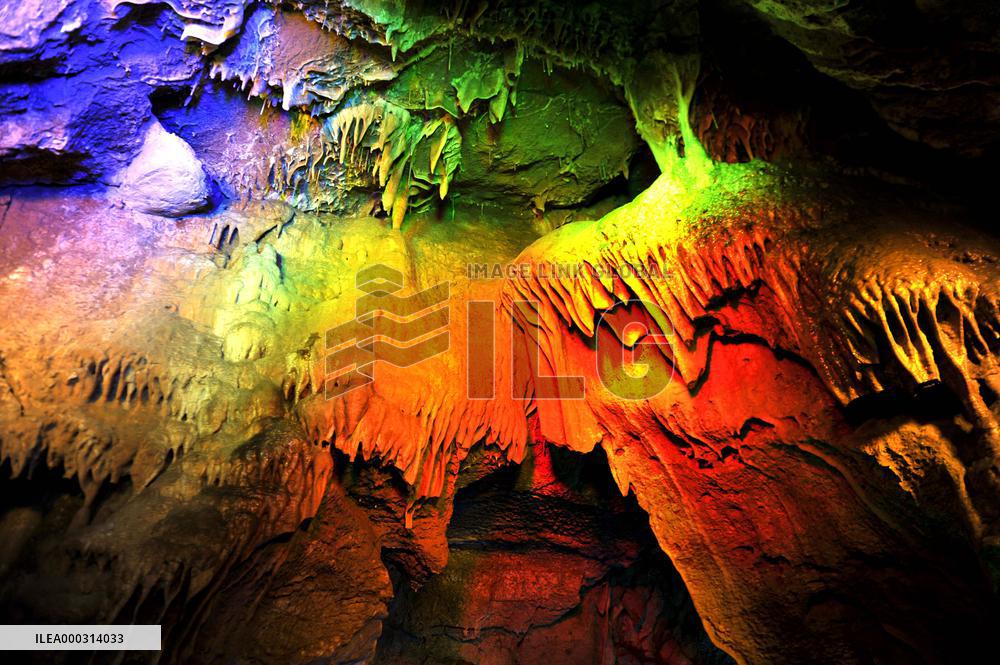 China Shandong Underground Grand Canyon