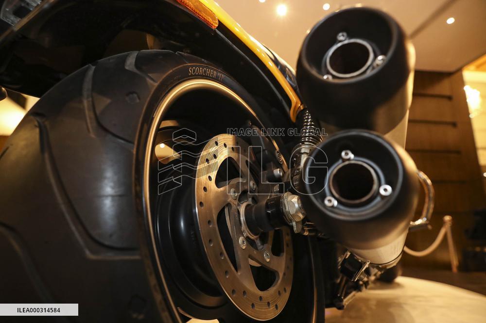 Harley-Davidson VRSCDX Motorcycle