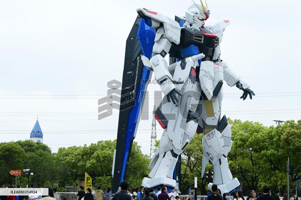 China Shanghai Freedom Gundam Standing Statue