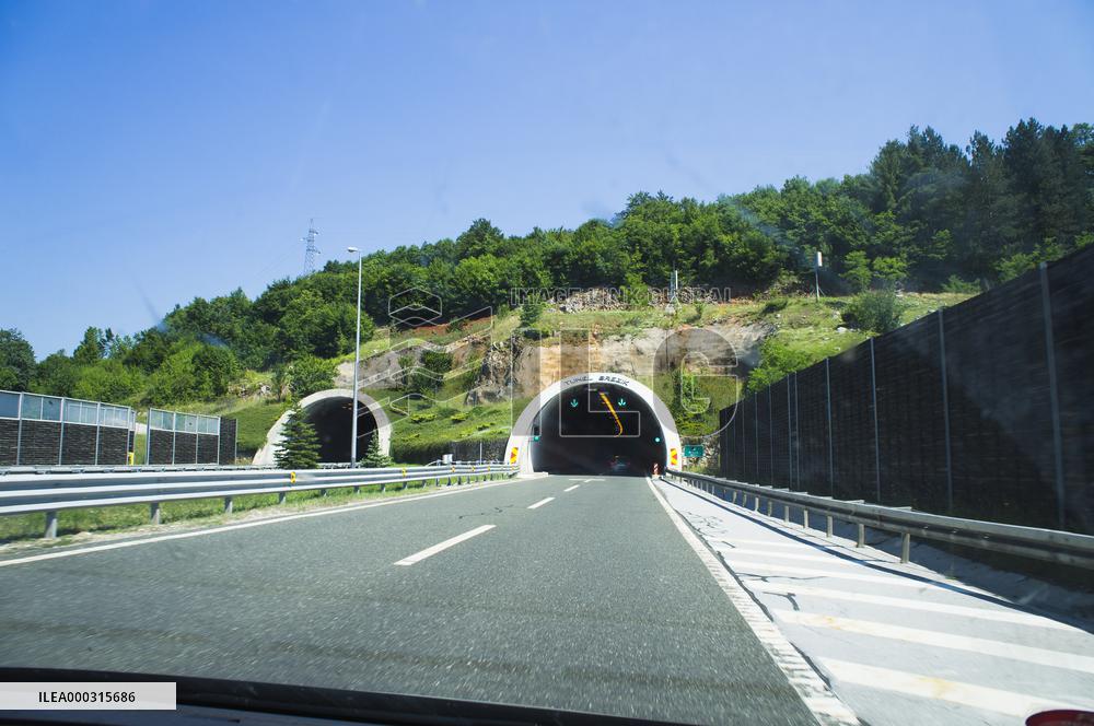 tunnel Brezik, A1 motorway direction from the coastline, highway, low traffic, rideable, almost empty