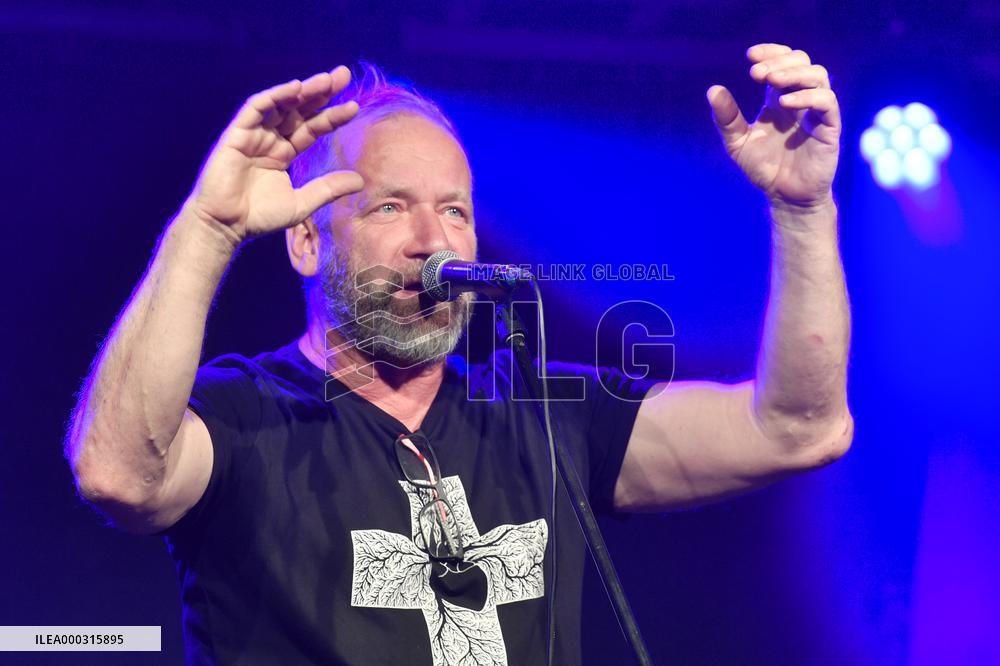 Demonstration For Live Music, David Koller