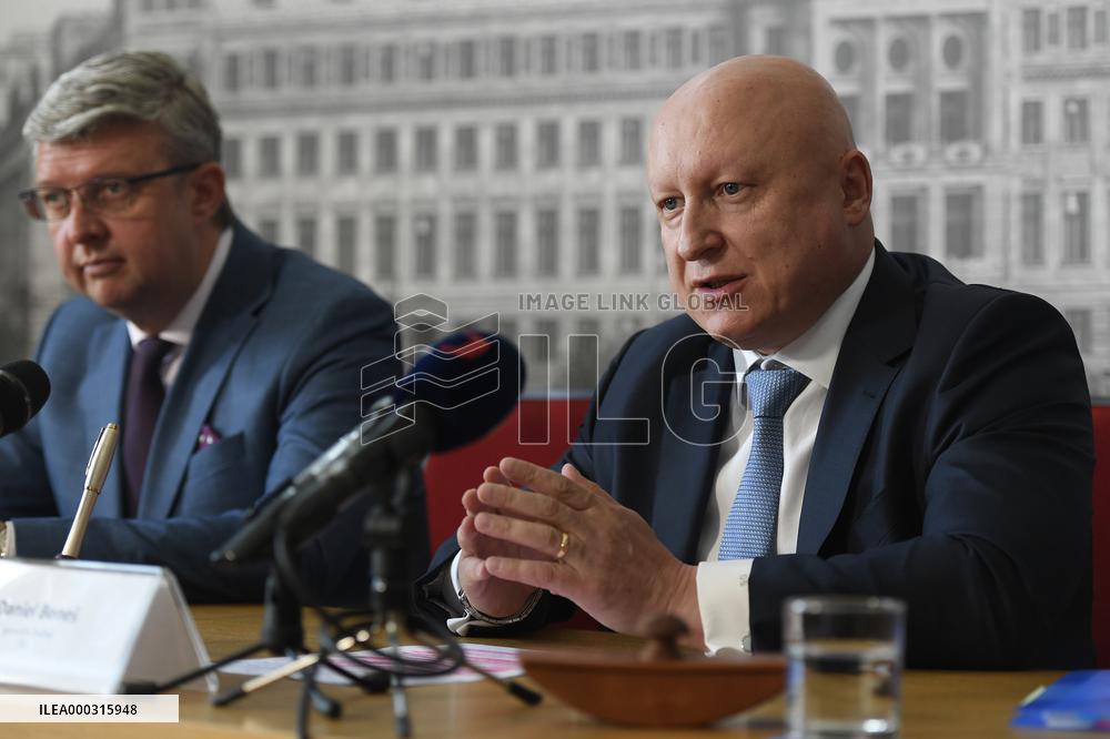 Karel Havlicek, Daniel Benes