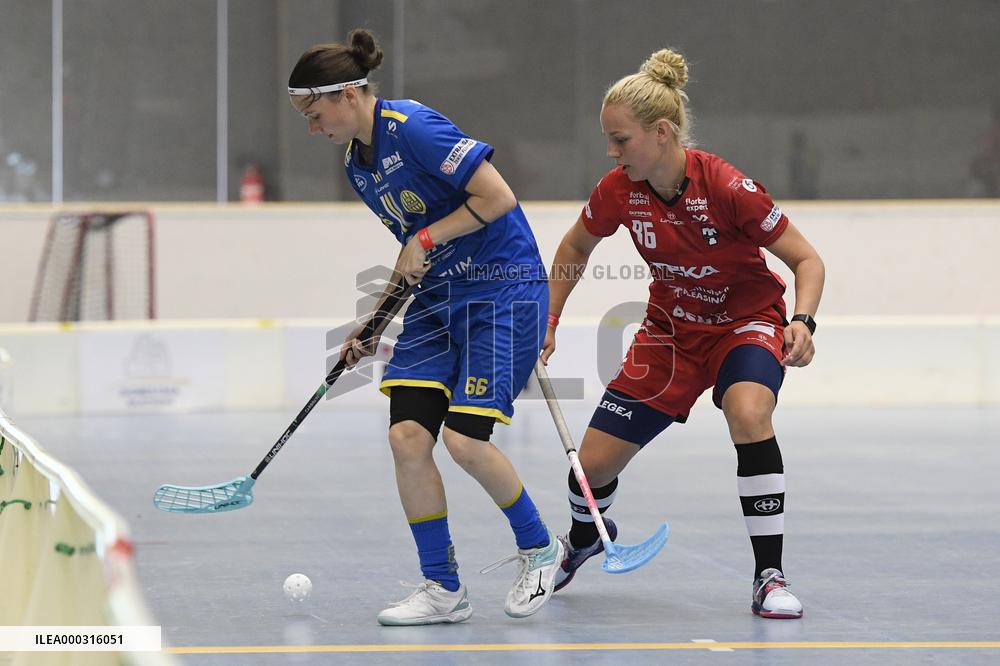 MICHAELA MLEJNKOVA, LENKA FALTUSOVA, florbalistka, sportovkyne