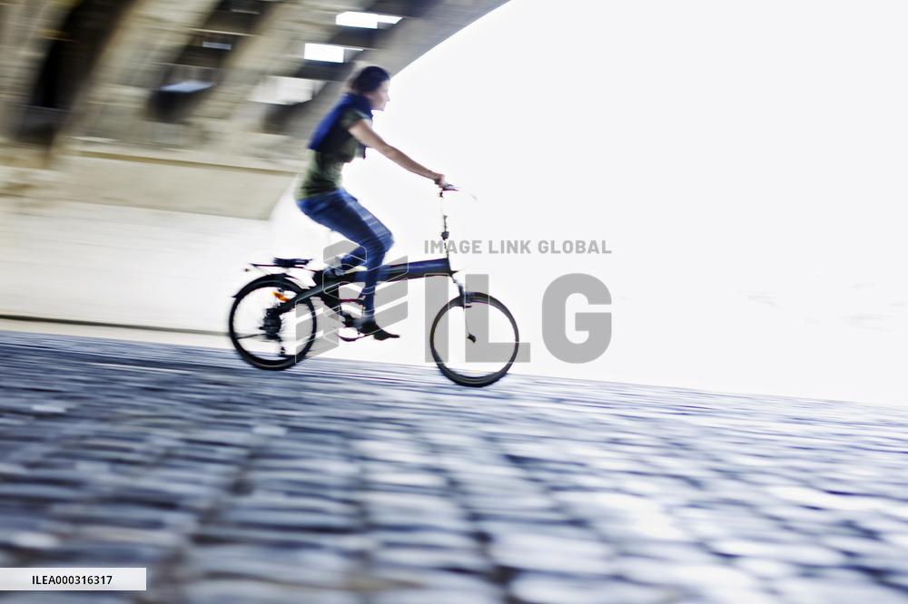 electric bike, electric powered bicycle, e-bike, cyclist, woman