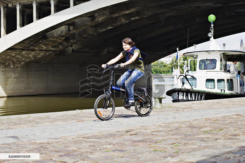 electric bike, electric powered bicycle, e-bike, cyclist, woman