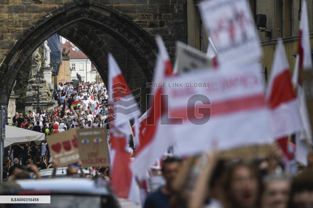 Crowds in Prague, express solidarity with Belarusian protest, people, rally
