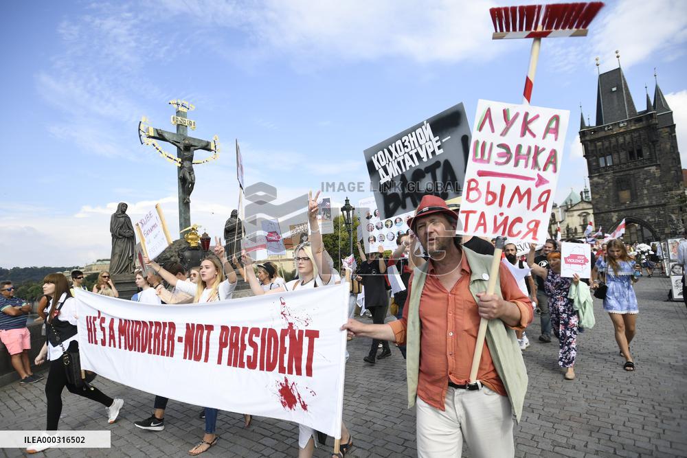 Crowds in Prague, express solidarity with Belarusian protest, people, rally