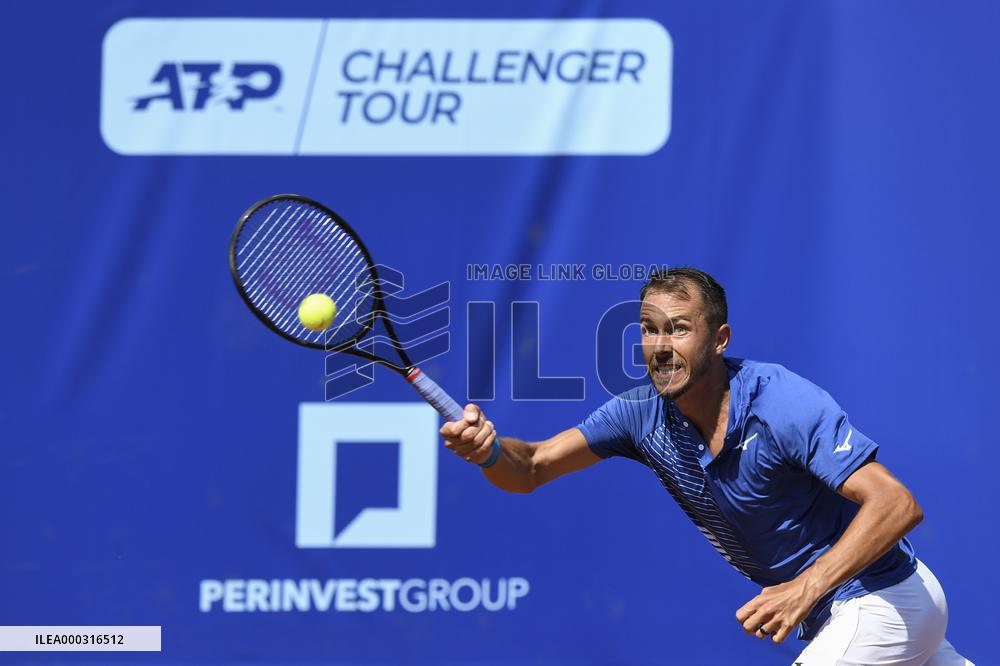 LUKAS ROSOL