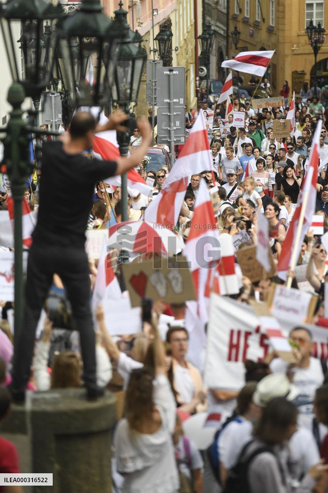 Crowds in Prague, express solidarity with Belarusian protest, people, rally