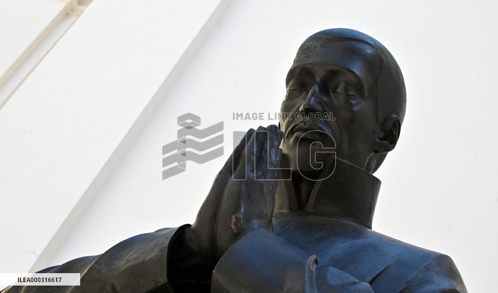 installation of statue of priest Martin Streda