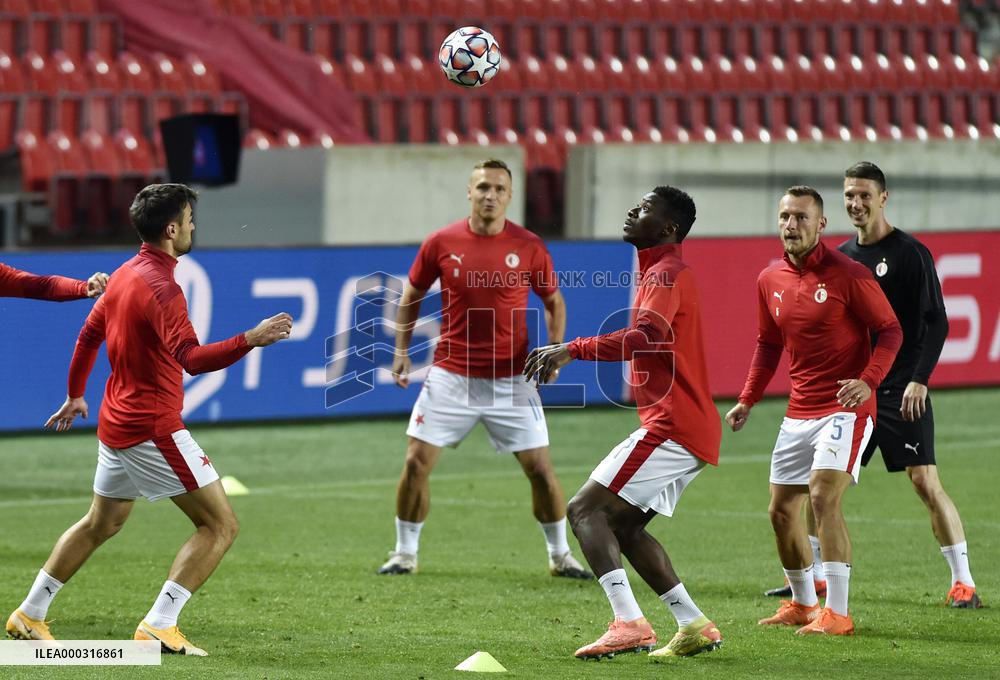 SK Slavia Prague, training session