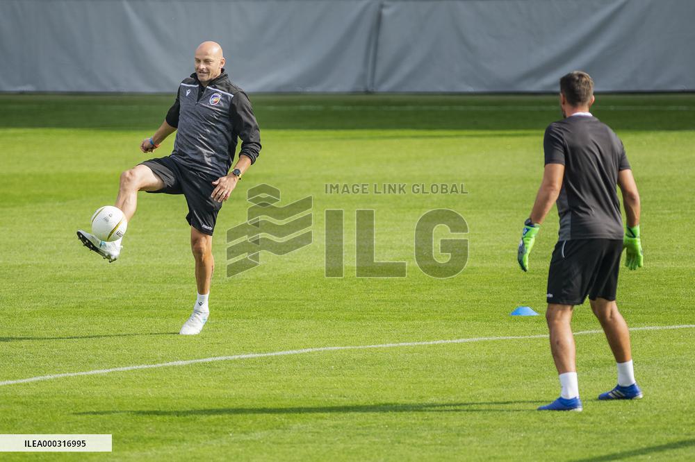 Adrian Gula, Matus Kozacik, training