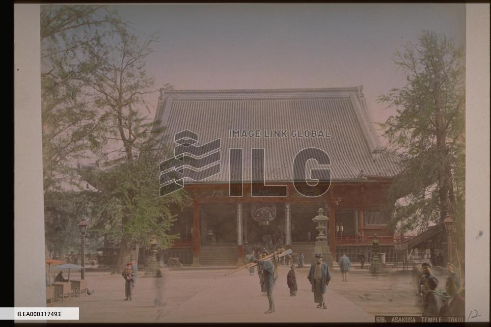 Main building of Sensoji Temple