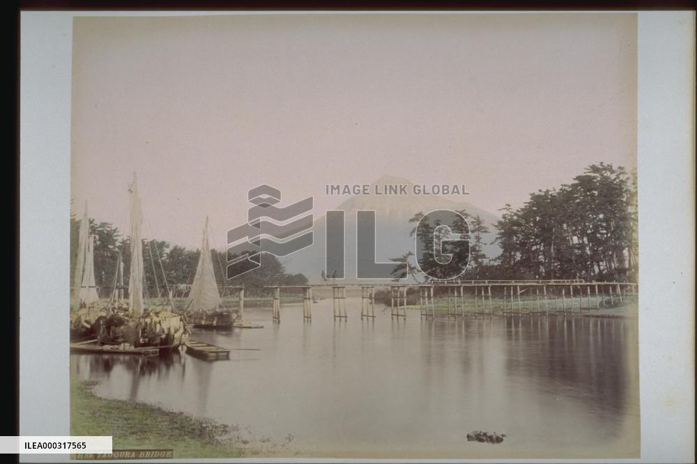 Tagonoura Bridge and Mt. Fuji